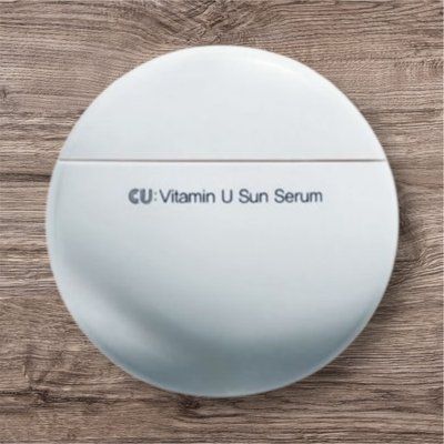 Сонцезахисний серум з вітаміном U та вітаміном B12 Cuskin Vitamin U Sun Serum SPF 50+ PA++++ 50 г 000563 фото