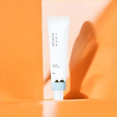 Глиняна маска для глибокого очищення та зволоження шкіри ROUND LAB 1025 Dokdo Mud Pack, 100 мл 000186 фото